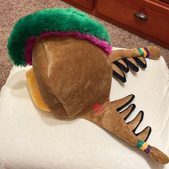 New Orleans Pelicans NBA Mardi Gras Plush Hat - Picture 2 of 4